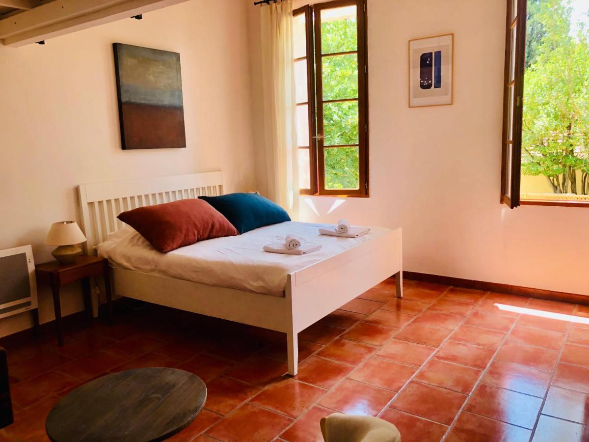 אקס-אן-פרובאנס B&B Villa Roumanille מראה חיצוני תמונה