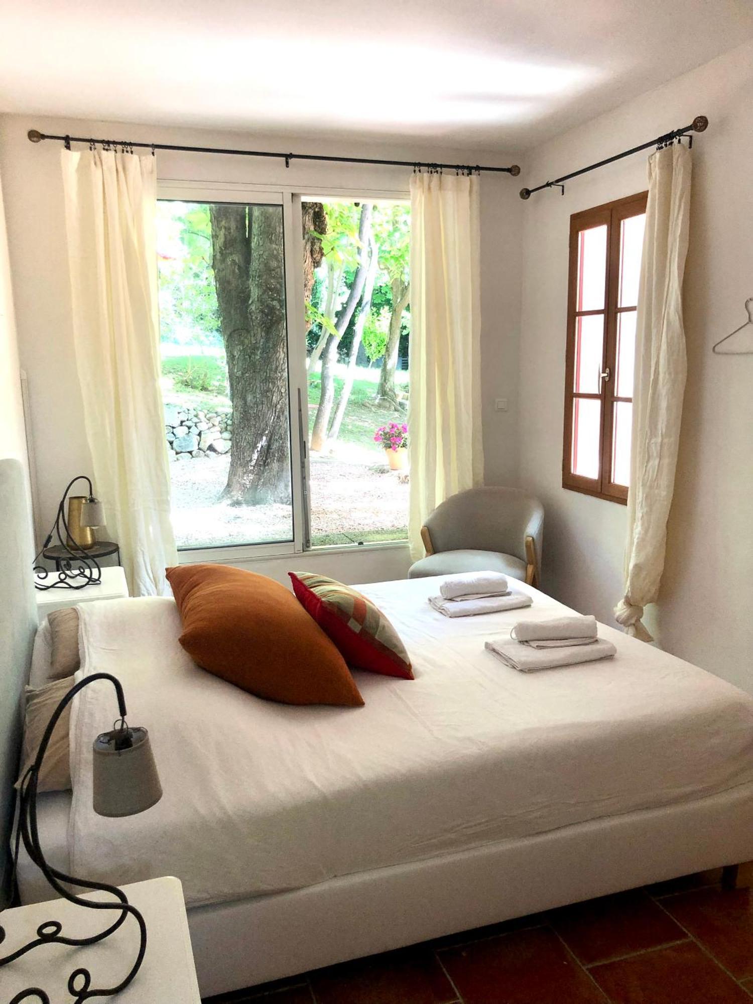 אקס-אן-פרובאנס B&B Villa Roumanille מראה חיצוני תמונה